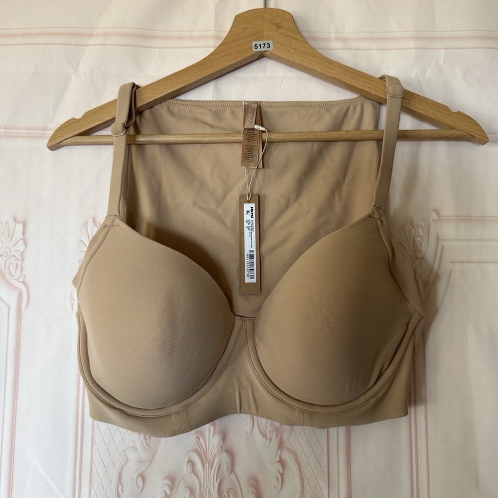 Skims Fits Everybody Back Smoother Bra In Clay Size 34D NWT